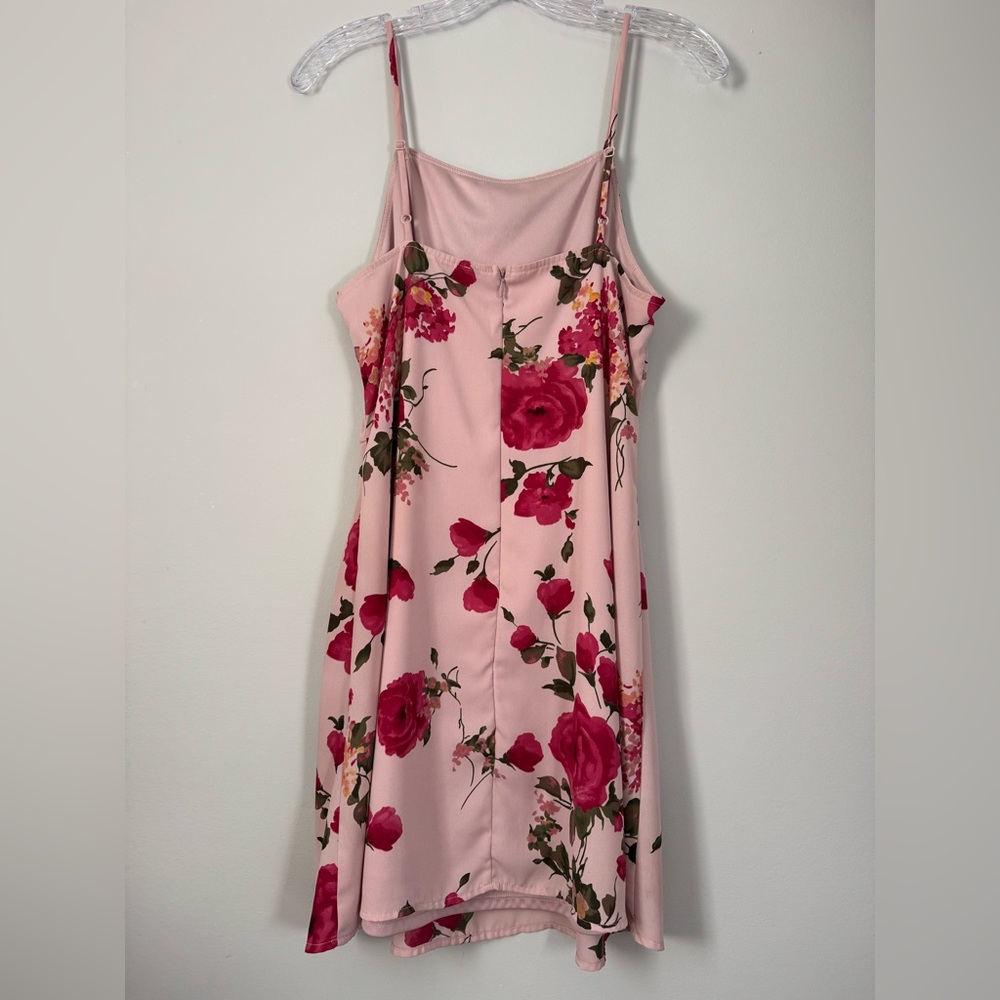 Pink Floral Lulus mini dress - Picture 3 of 5